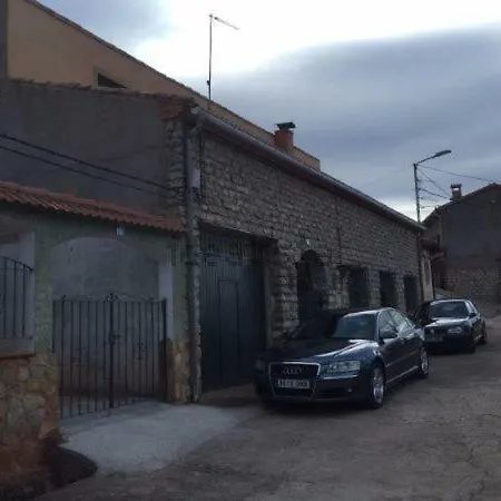 Casa Pascualet 3*
